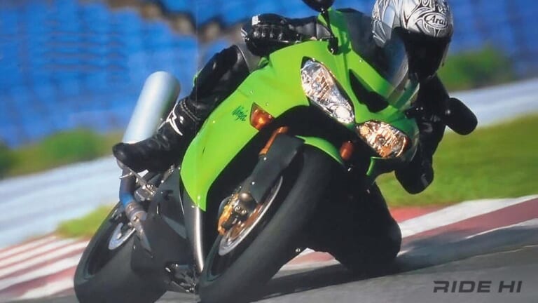 わかる人だけ乗ってくれればいい！ カワサキ「ニンジャZX-10R」初代の半端ない尖り方！