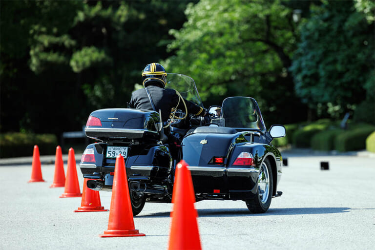 華やかなパレードの裏で彼らは何を視ているのか? ホンダが明かした「皇宮警察・側車隊」という究極のプロフェッショナル|華やかなパレードの裏で彼らは何を視ているのか? ホンダが明かした「皇宮警察・側車隊」という究極のプロフェッショナル
