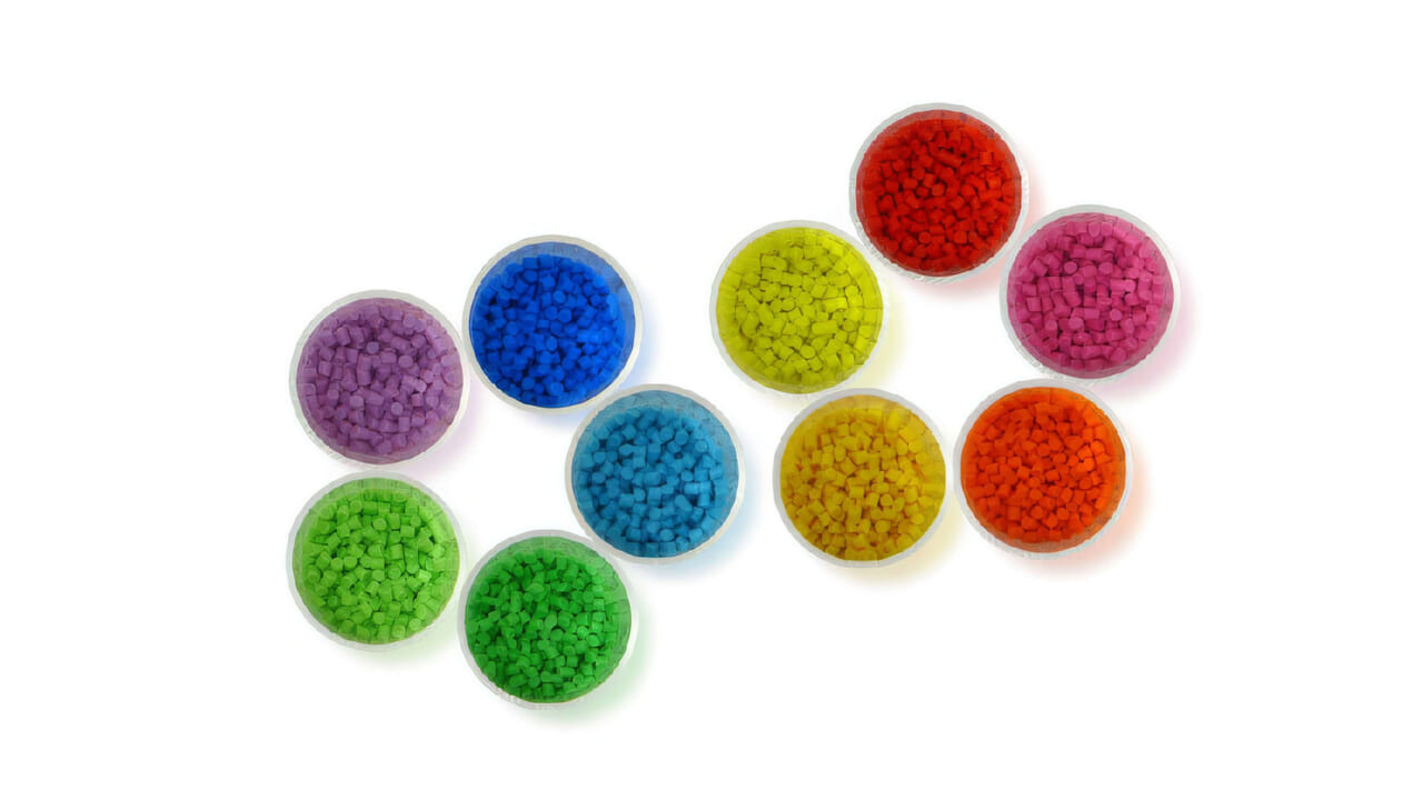 ｜ゴルフ界の“吸い付く”衝撃がバイクを直撃！