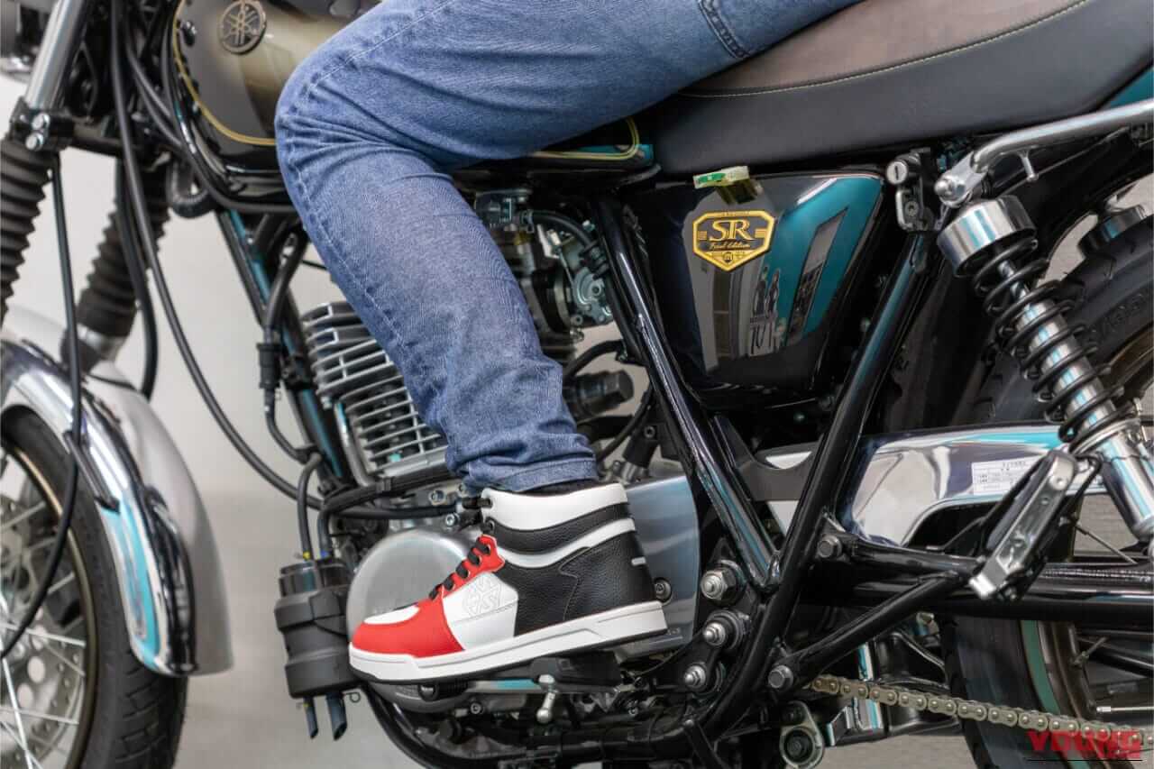 |「これが最適解か?」「こういうのが良いんだよ」専用品なのに「最強クラスのコスパ」でマジで差が出る。歩ける・守れる・濡れにくい“三拍子”揃ったスニーカー。