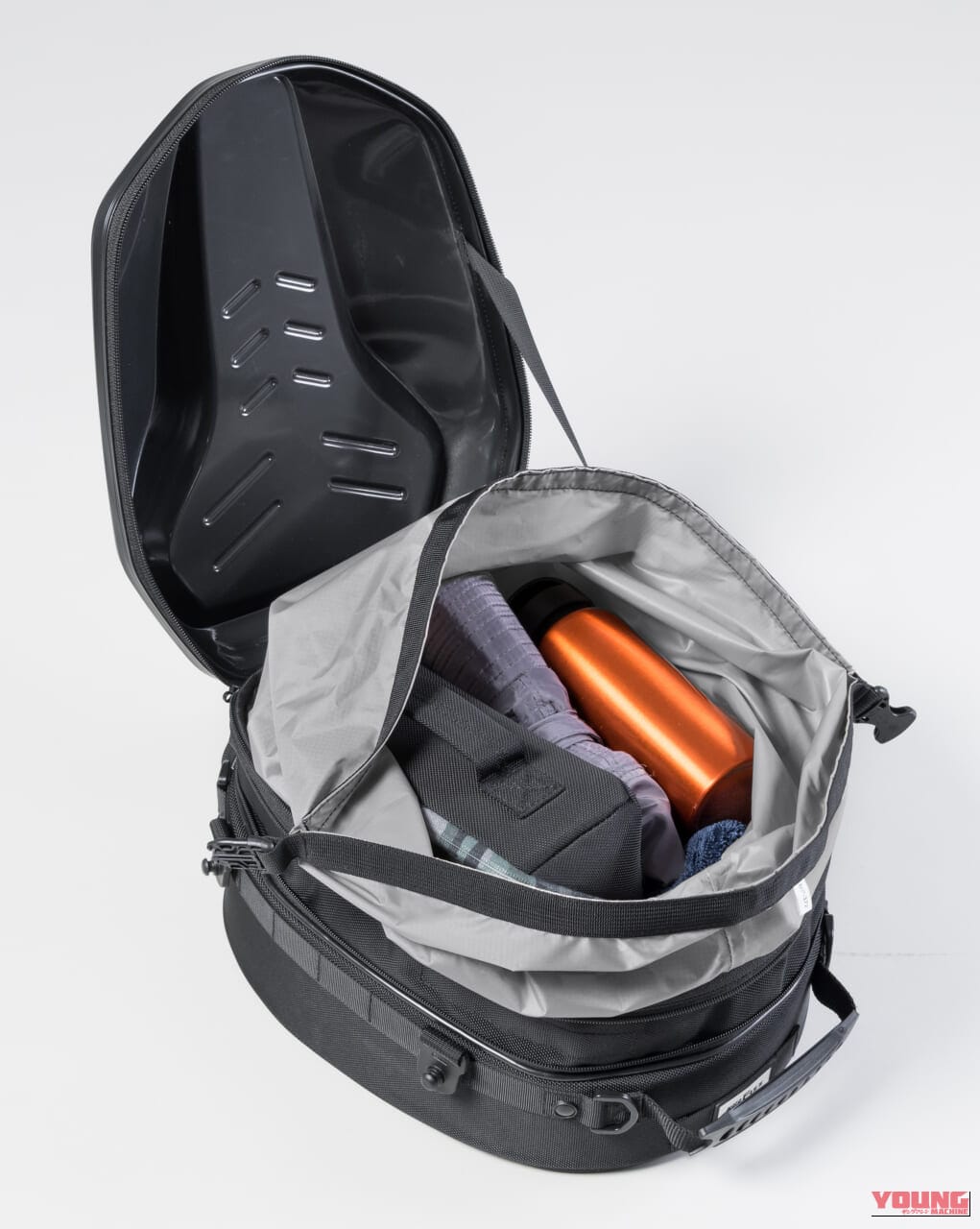 ｜正直「そりゃ売れるわ」ちょっとズルい謎構造。YKKと共同開発、ガチすぎるバックルとファスナーがめちゃくちゃ優秀でヤバい