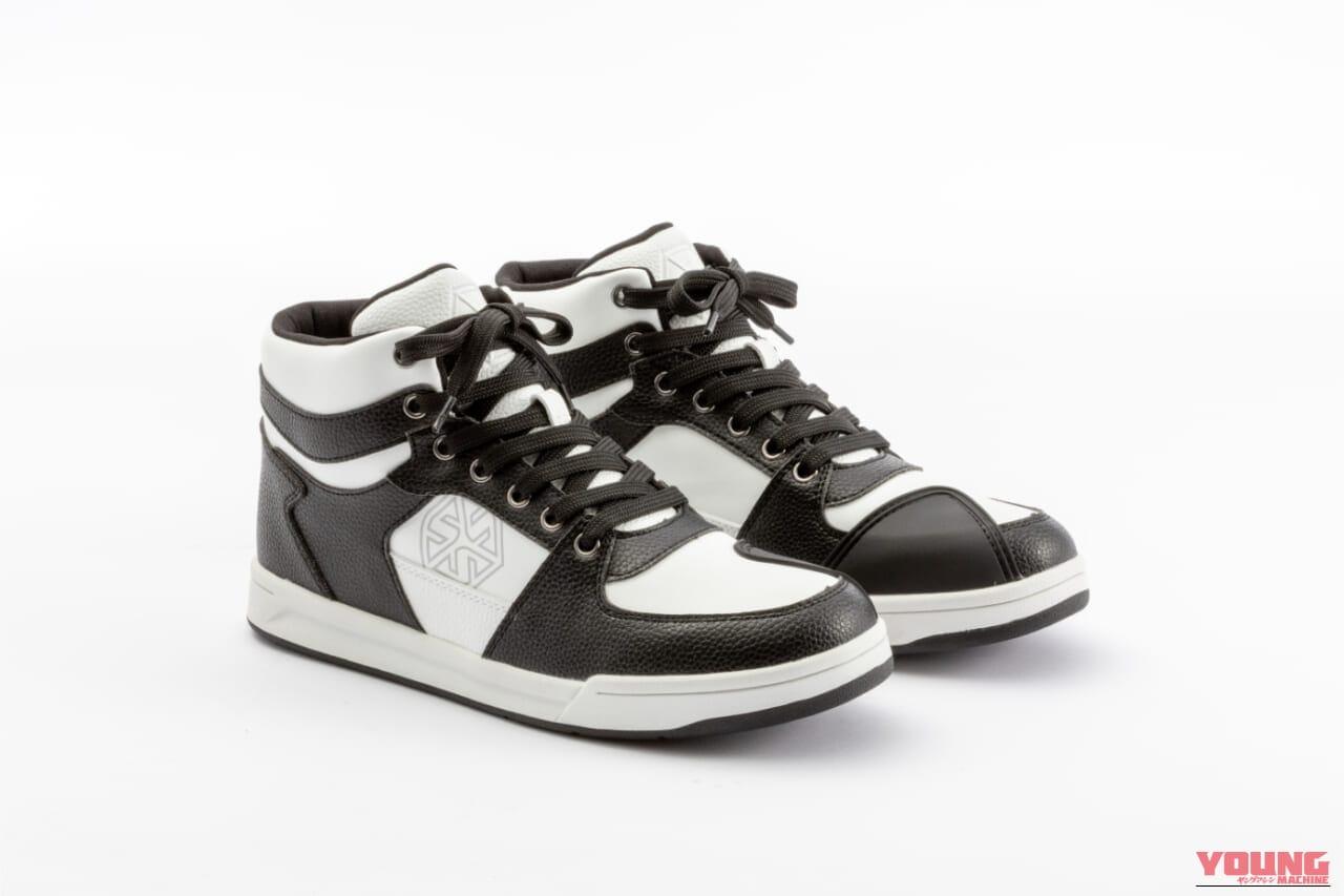 |「これが最適解か?」「こういうのが良いんだよ」専用品なのに「最強クラスのコスパ」でマジで差が出る。歩ける・守れる・濡れにくい“三拍子”揃ったスニーカー。