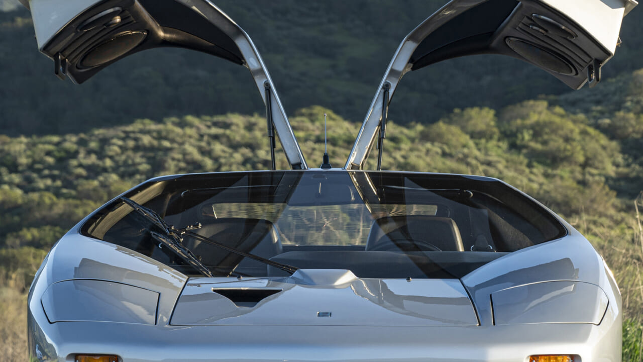 イズデラ・インペラトール108iとは?メルセデス公認の幻のガルウィング、その数奇な歴史と現在地