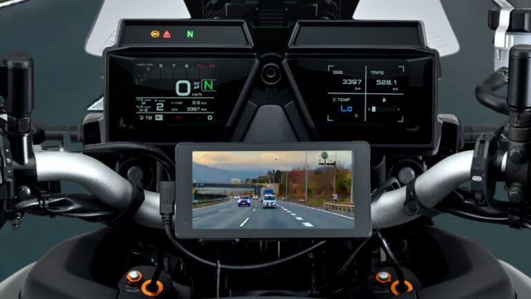 【神機】スマホナビの不満を解消! デイトナの新型スマートモニターが革命的すぎる