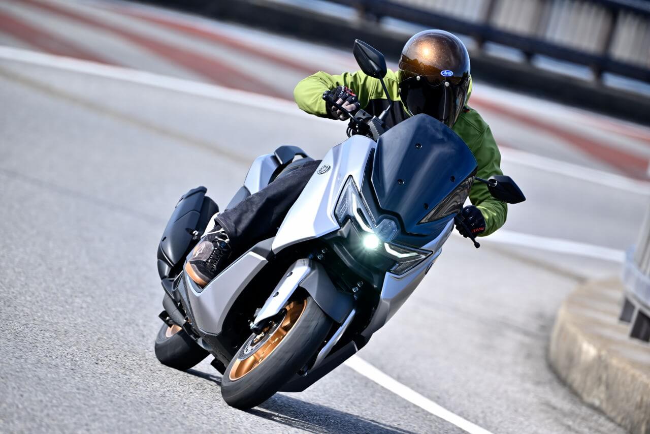 ヤマハ｜NMAX155｜試乗インプレッション｜【電子制御CVT“YECVT”がツーリングで効きまくり!?】ヤマハ「NMAX155」 ’26モデル試乗レポート