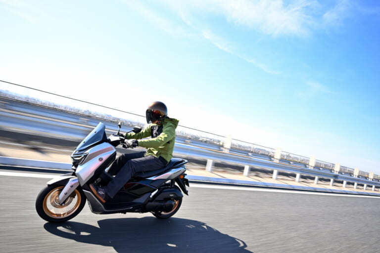 ヤマハ｜NMAX155｜試乗インプレッション｜【電子制御CVT“YECVT”がツーリングで効きまくり!?】ヤマハ「NMAX155」 ’26モデル試乗レポート