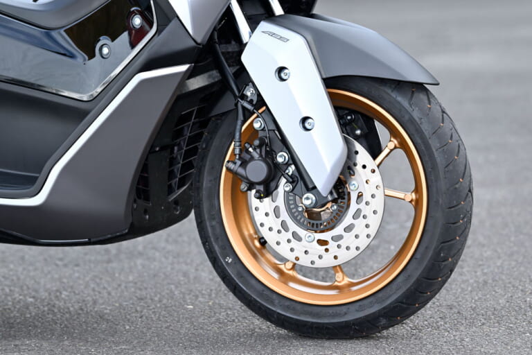 ヤマハ｜NMAX155｜試乗インプレッション｜【電子制御CVT“YECVT”がツーリングで効きまくり!?】ヤマハ「NMAX155」 ’26モデル試乗レポート