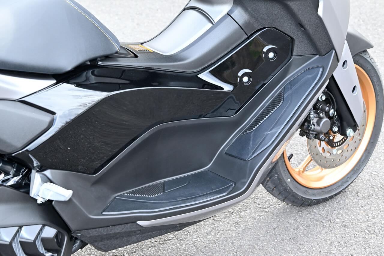 ヤマハ|NMAX155|試乗インプレッション|【電子制御CVT“YECVT”がツーリングで効きまくり!?】ヤマハ「NMAX155」 ’26モデル試乗レポート