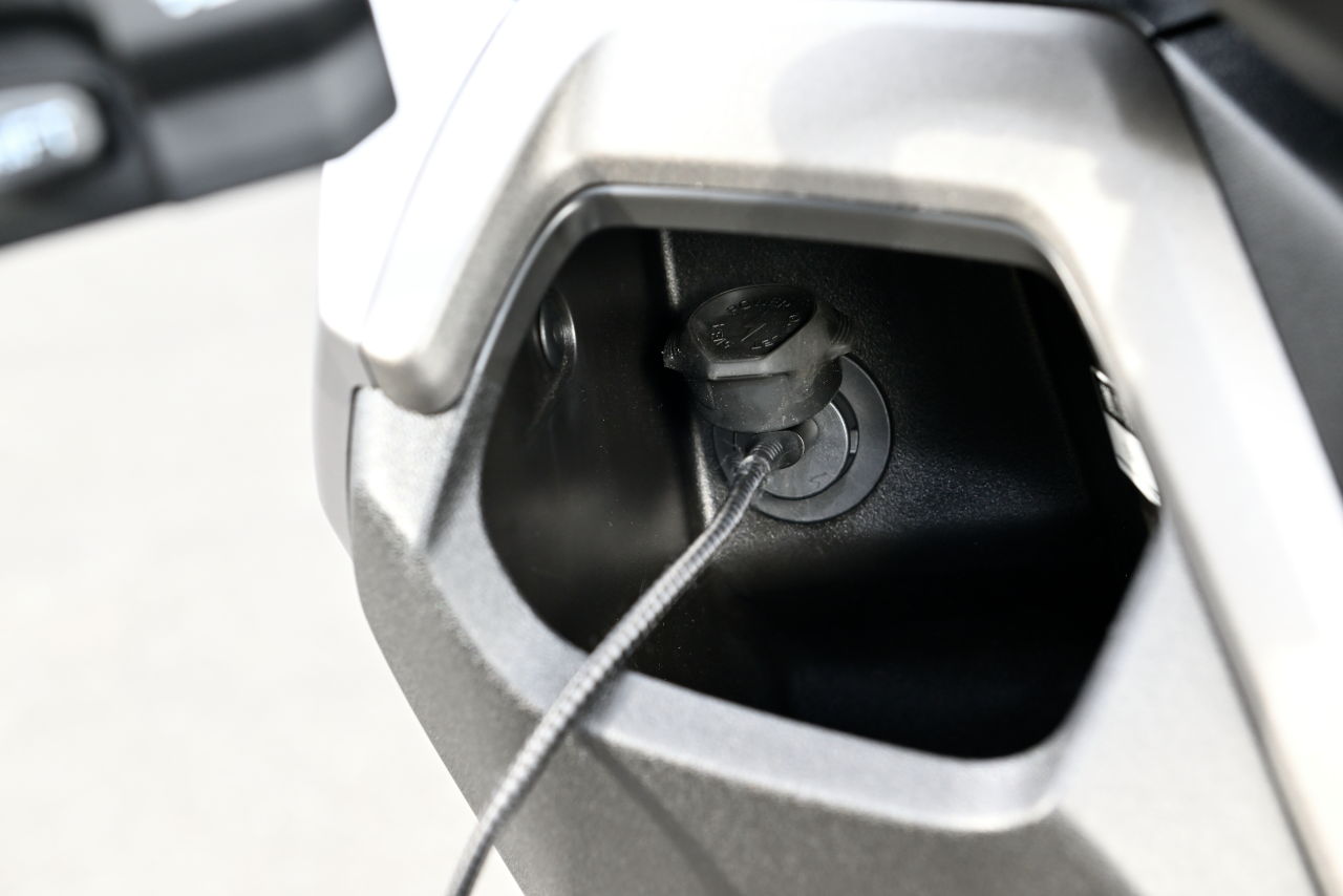 ヤマハ|NMAX155|試乗インプレッション|【電子制御CVT“YECVT”がツーリングで効きまくり!?】ヤマハ「NMAX155」 ’26モデル試乗レポート