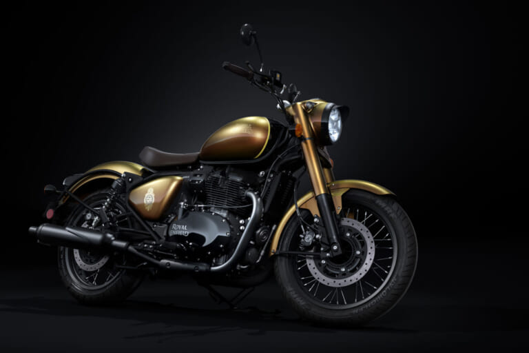 光の角度で「色が変わる」。125周年を記念するアニバーサリーモデル、大阪で初披露【ロイヤルエンフィールド クラシック650 125周年スペシャル‧エディション】