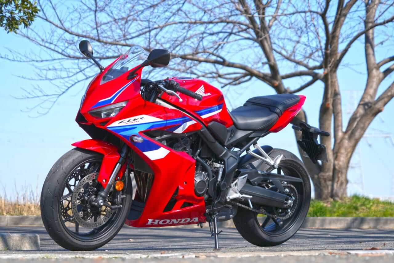 シュアラスターLOOPパワーショット｜CBR650R｜シュアラスターLOOPパワーショット「ザ・体感!!」ホンダ・CBR650R編