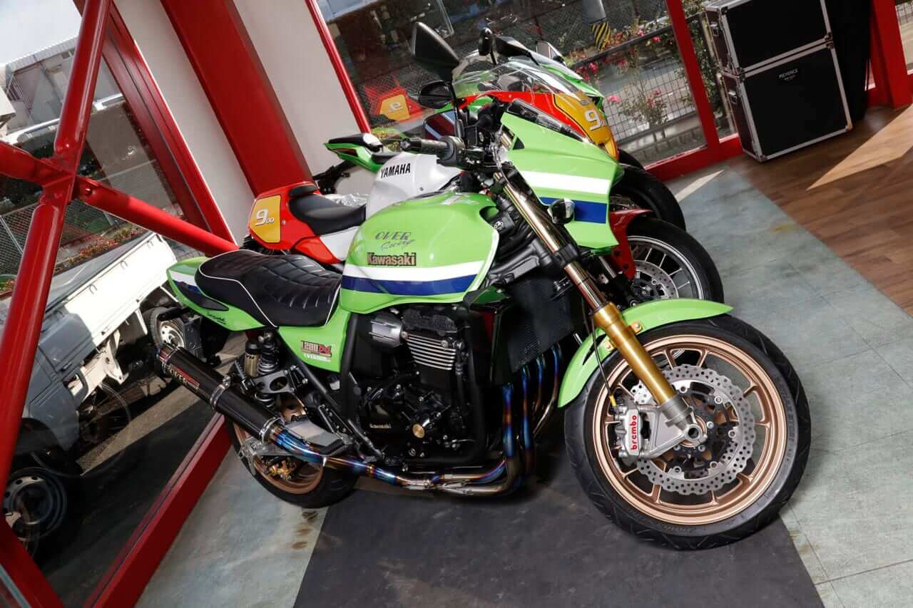 オーヴァーレーシングプロジェクツ｜ZRX1200ダエグ｜CB1000F用カスタムパーツ開発スタート！話題の車両も「楽しく、カッコよく、そして安全に」東京モーターサイクルショーでお披露目