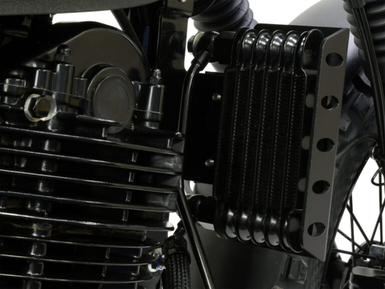 QINGQI CLASSIC 250/BIGFOOT 250 Scrambler |重いバイクはもう疲れた…そんなあなたへ!装備充実で150kg前後の軽量レトロ250cc2種が日本上陸