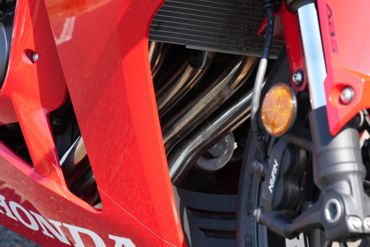 シュアラスターLOOPパワーショット｜CBR650R｜シュアラスターLOOPパワーショット「ザ・体感!!」ホンダ・CBR650R編