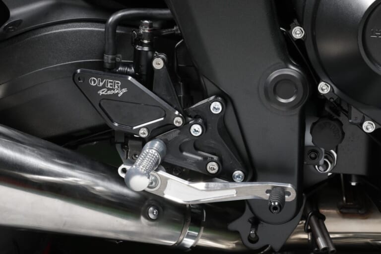 オーヴァーレーシングプロジェクツ｜バックステップ｜CB1000F｜CB1000F用カスタムパーツ開発スタート！話題の車両も「楽しく、カッコよく、そして安全に」東京モーターサイクルショーでお披露目