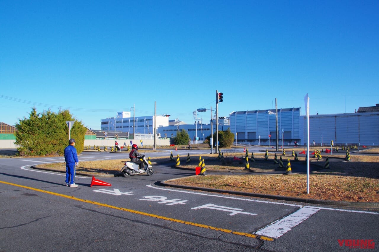 |三ない運動撤廃から10年! 車王国群馬県が取り組む高校生への二輪車講習会<後編:講習会レポート>