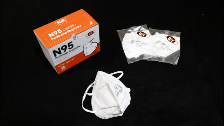 【悲報】花粉対策に「フルフェイス」は罠だった!? 花粉症大ベテランが辿り着いた意外すぎる最強装備｜【悲報】花粉対策に「フルフェイス」は罠だった!? 花粉症大ベテランが辿り着いた意外すぎる最強装備