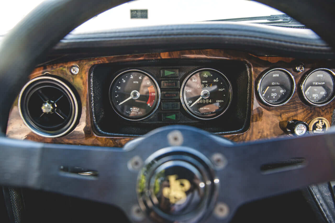 ｜『サーキットの狼』の衝撃から半世紀。ロータス・ヨーロッパ スペシャルの魅力｜JPSカラーの歴史から現在の相場まで徹底解説