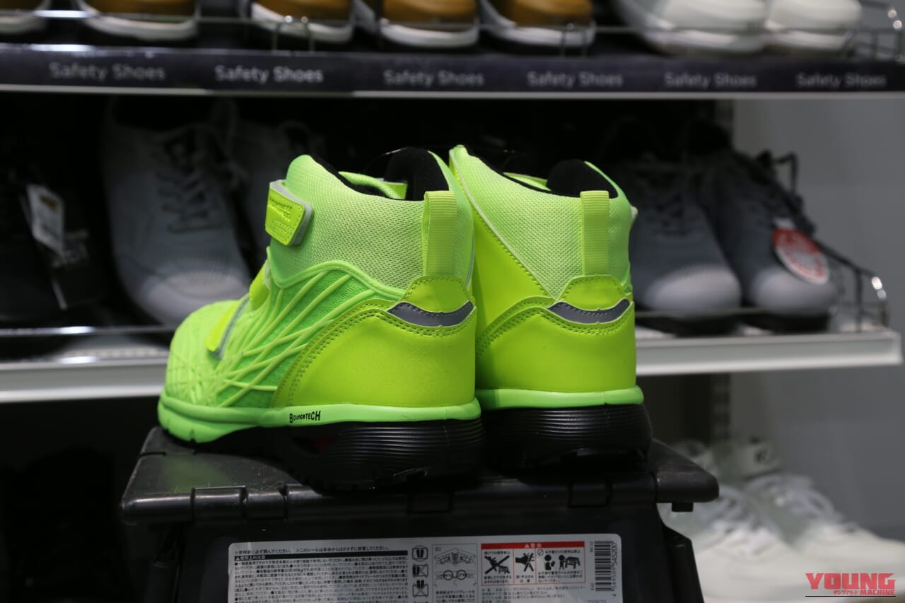 |ワークマン公式が太鼓判!バイクに使える最新セーフティシューズ5選【ワークマンプラス上板橋店で直撃】