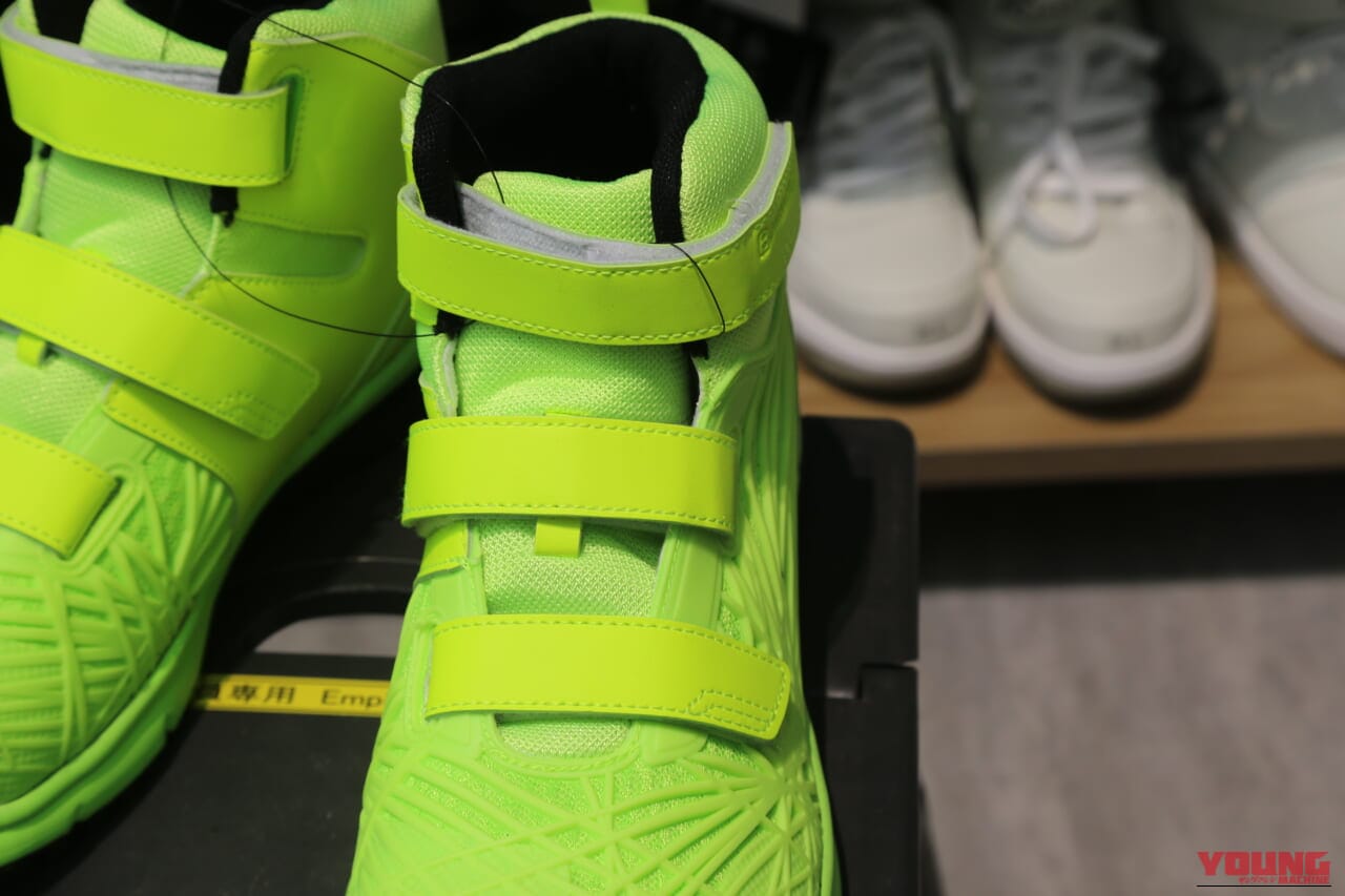 |ワークマン公式が太鼓判!バイクに使える最新セーフティシューズ5選【ワークマンプラス上板橋店で直撃】