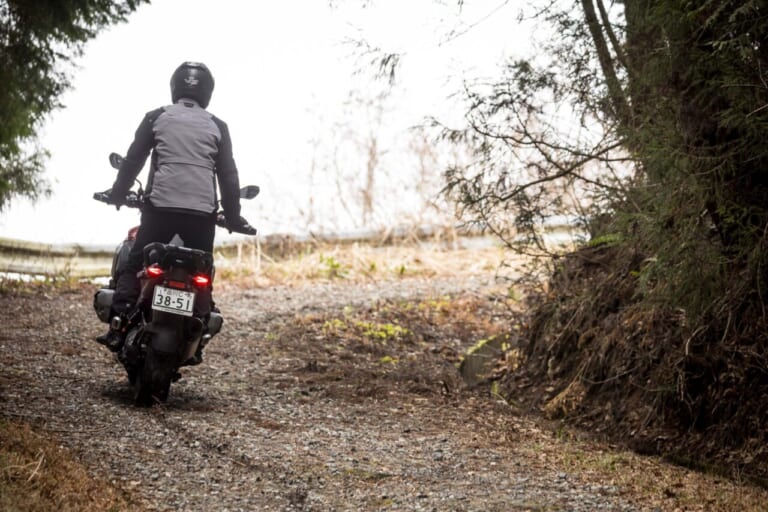 ミシュラン|アナキーアドベンチャー2|オンロードで快適だけどオフ系に似合う! 静粛性が向上したミシュラン「アナキーアドベンチャー2」試乗インプレッション