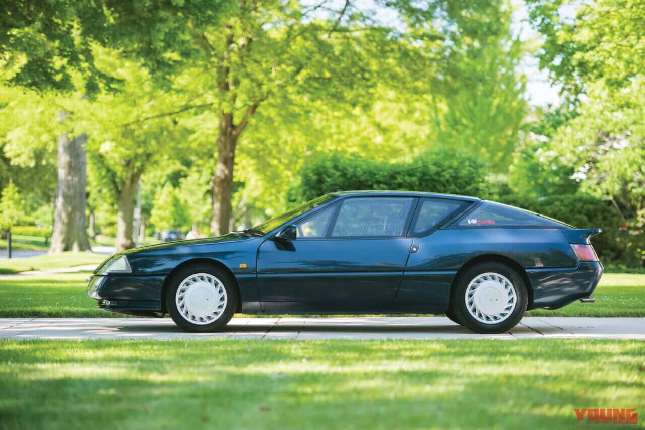 アルピーヌV6ターボ|「えっ、ポルシェじゃないのに?」「意外とお買い得」フランス製のデカ尻RRスポーツカー・アルピーヌV6ターボ