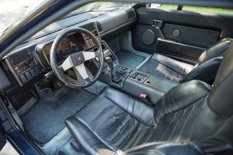 アルピーヌV6ターボ|「えっ、ポルシェじゃないのに?」「意外とお買い得」フランス製のデカ尻RRスポーツカー・アルピーヌV6ターボ