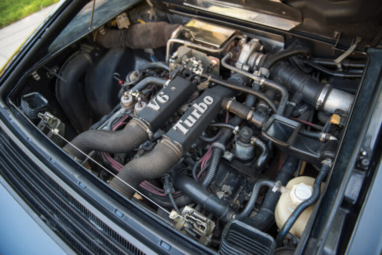 アルピーヌV6ターボ|「えっ、ポルシェじゃないのに?」「意外とお買い得」フランス製のデカ尻RRスポーツカー・アルピーヌV6ターボ