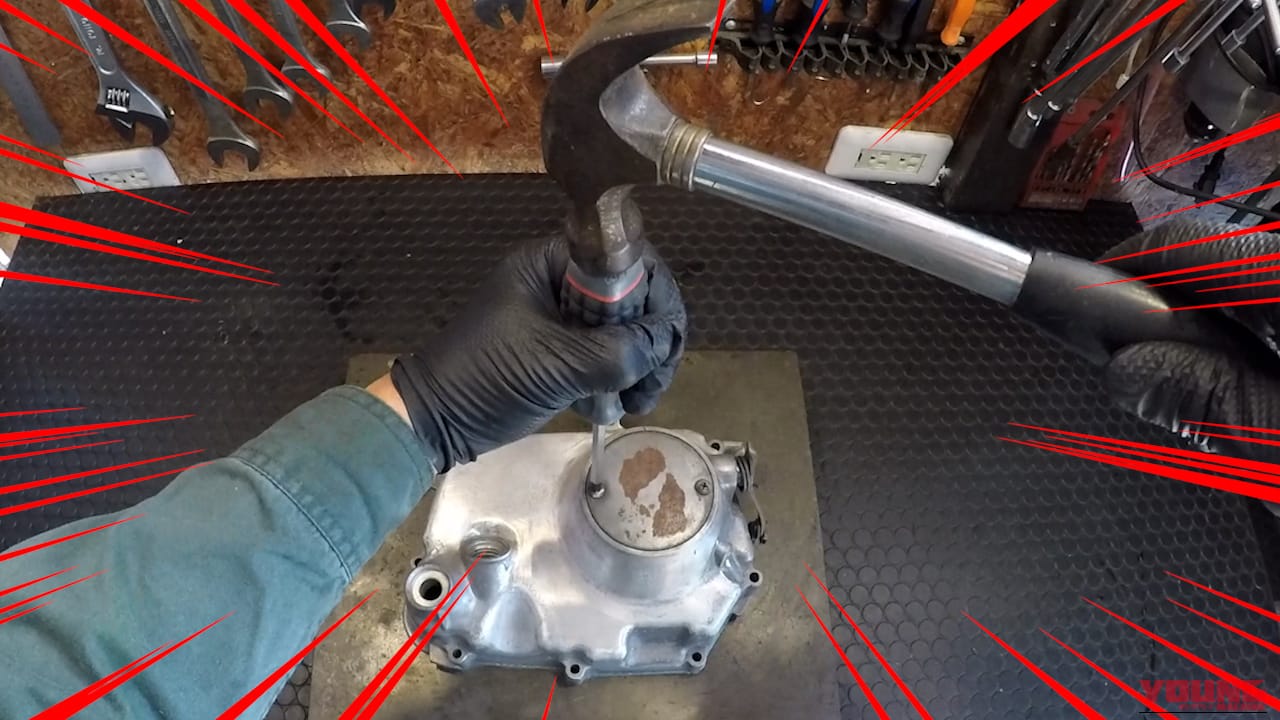 なめる前に試せ! プラスネジを正確に回すための「7対3の黄金ルール」【DIY整備の裏技】|なめる前に試せ! プラスネジを正確に回すための「7対3の黄金ルール」【DIY整備の裏技】