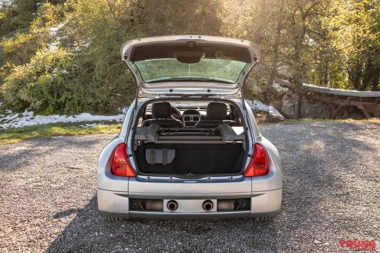 ルノー｜クリオV6スポール｜大衆車をV6ミッドシップ化?! 日本では同じ名前で売れなかった「クリオ」に見るルノーの魂