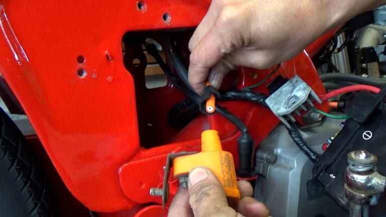 【リトルカブレストア】アクセルを開けると「ボボボ…」エンジン回転が上がらない原因が意外すぎた件|【リトルカブレストア】アクセルを開けると「ボボボ…」エンジン回転が上がらない原因が意外すぎた件