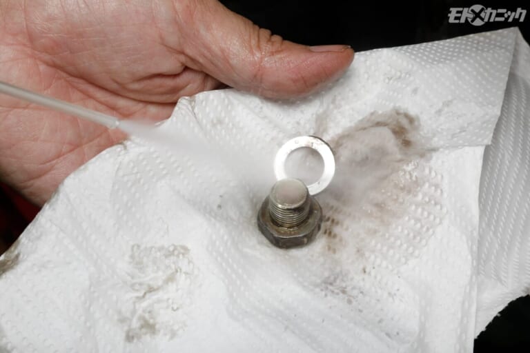 AZ｜エンジンオイル｜【GSX1100Sカタナのオイル交換】長期放置エンジンの始動前には交換しておきたいエンジンオイル