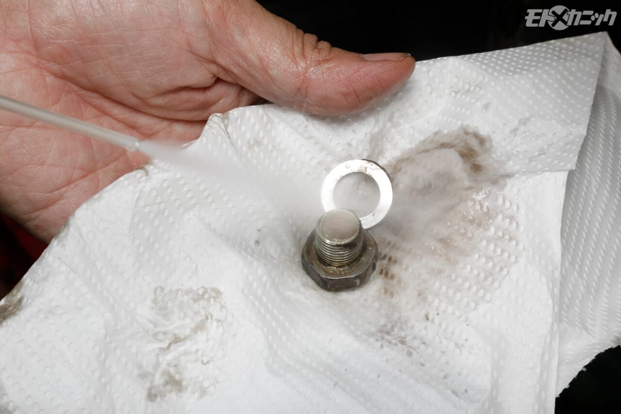 AZ｜エンジンオイル｜【GSX1100Sカタナのオイル交換】長期放置エンジンの始動前には交換しておきたいエンジンオイル