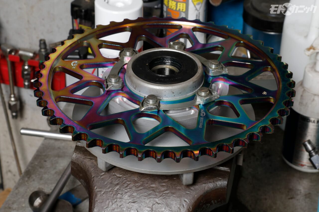 ｜[GSX1100S刀の駆動を軽やかに]太い630→現代的530サイズへとコンバート。軽いドライブ系部品が生み出す軽快な走りに注目!!