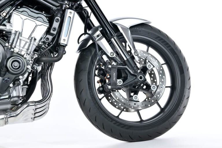 ホンダ|CB400スーパーフォア Eクラッチ コンセプト|【世界初公開】ホンダ新型「CB400スーパーフォア Eクラッチ “コンセプト”」大阪モーターサイクルショーで実車公開