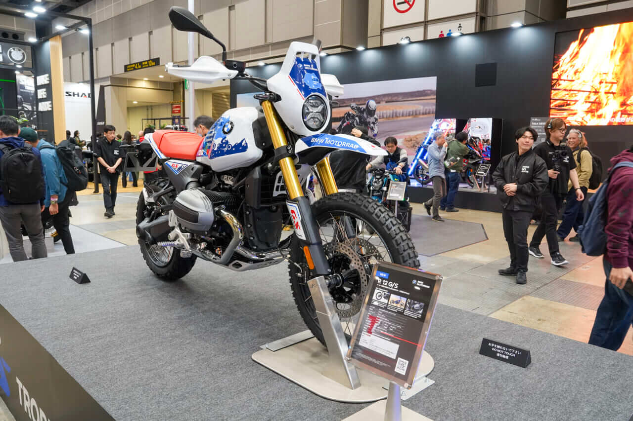 |BMWの目玉は「ASA」搭載車。最新R1300シリーズに、「クラッチレバー」レスモデルが続々登場!伝統を受け継ぐ「G/S」系の展示も【東京モーターサイクルショー2026】