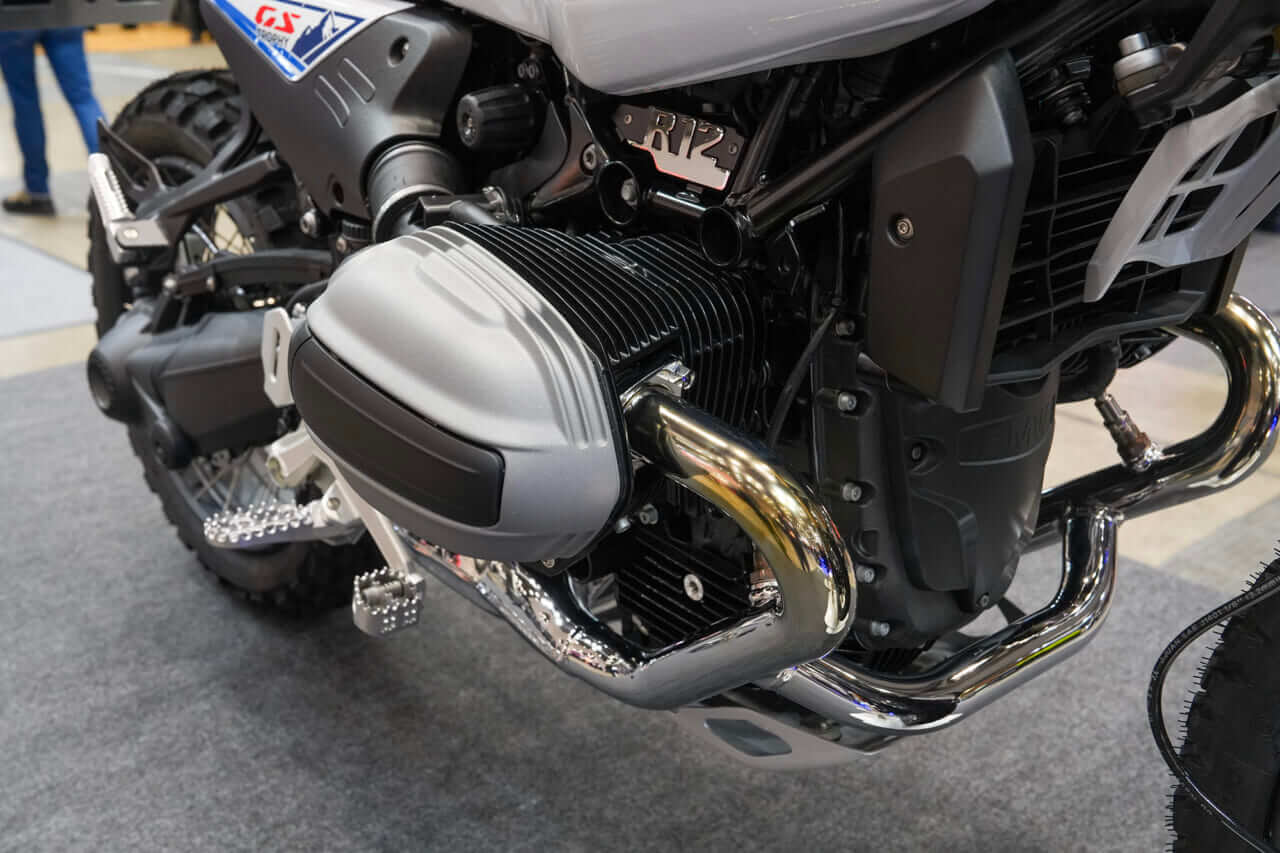 |BMWの目玉は「ASA」搭載車。最新R1300シリーズに、「クラッチレバー」レスモデルが続々登場!伝統を受け継ぐ「G/S」系の展示も【東京モーターサイクルショー2026】