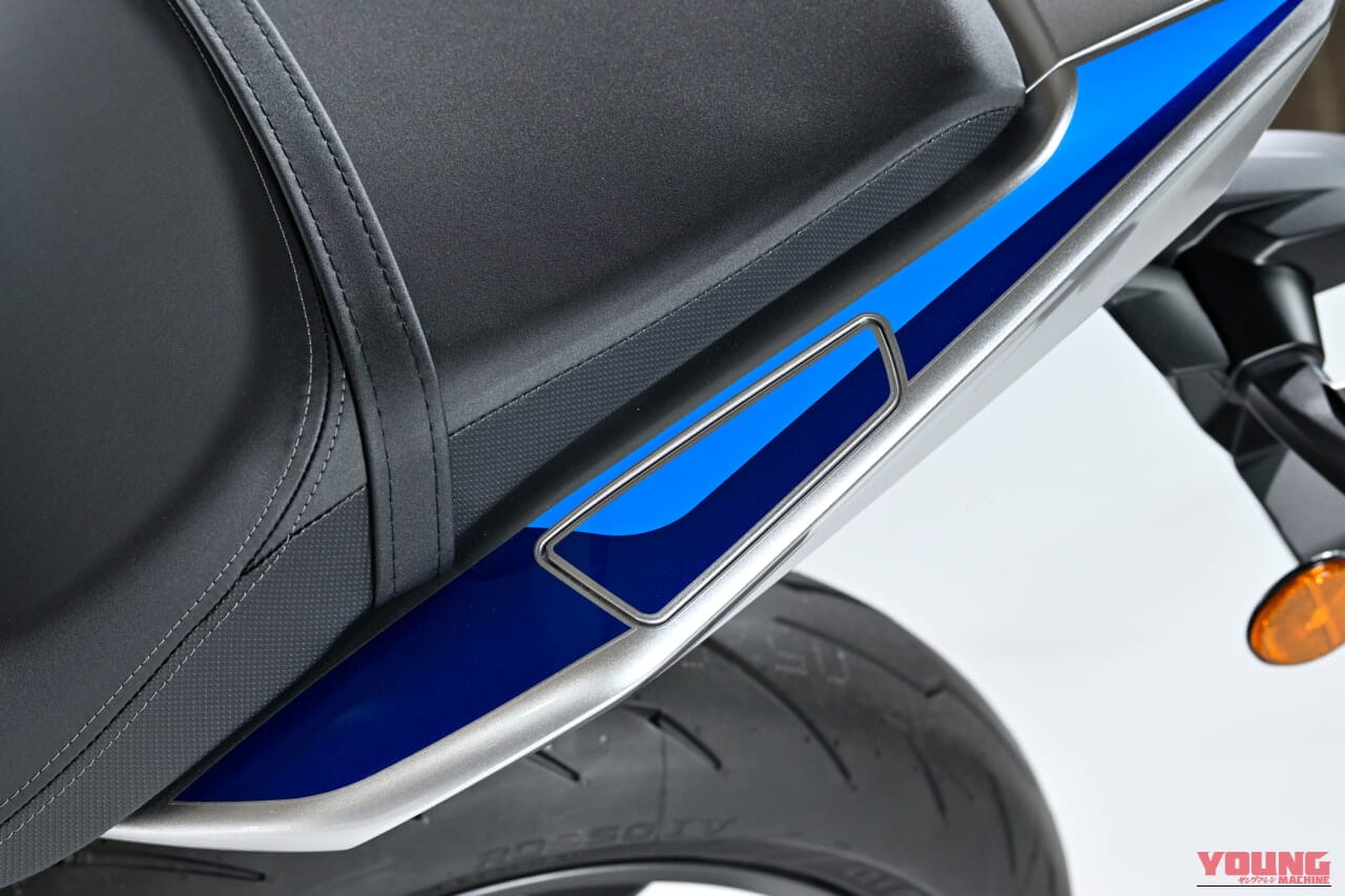 ｜【世界初公開】ホンダ新型「CB400スーパーフォア Eクラッチ “コンセプト”」大阪モーターサイクルショーで実車公開