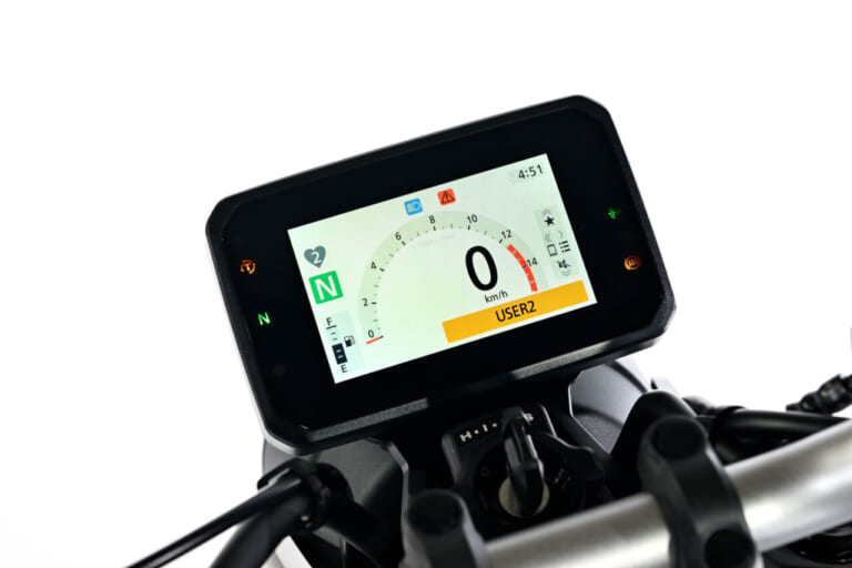 ホンダ｜CB400スーパーフォア Eクラッチ コンセプト｜【世界初公開】ホンダ新型「CB400スーパーフォア Eクラッチ “コンセプト”」大阪モーターサイクルショーで実車公開