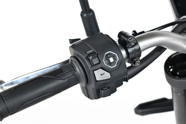 ホンダ｜CB400スーパーフォア Eクラッチ コンセプト｜【世界初公開】ホンダ新型「CB400スーパーフォア Eクラッチ “コンセプト”」大阪モーターサイクルショーで実車公開