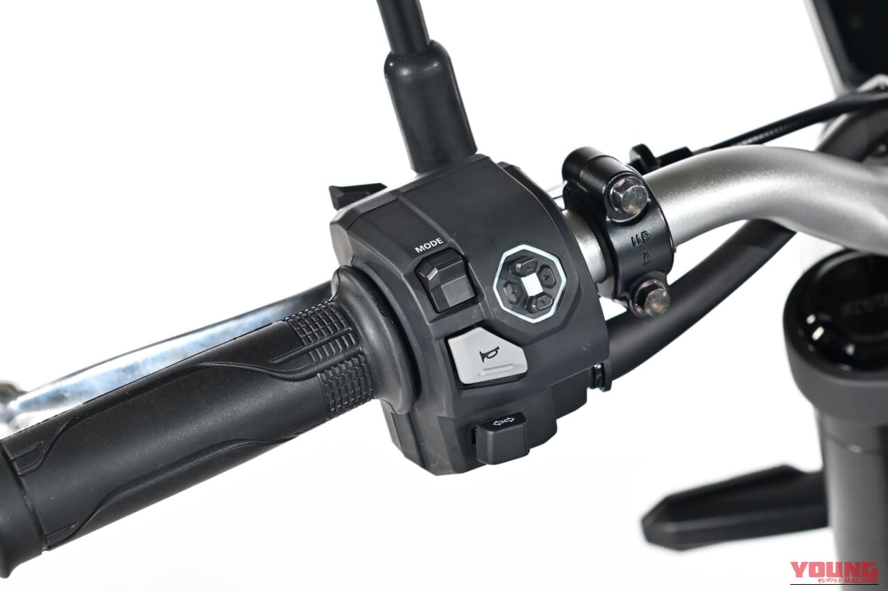 |【世界初公開】ホンダ新型「CB400スーパーフォア Eクラッチ “コンセプト”」大阪モーターサイクルショーで実車公開