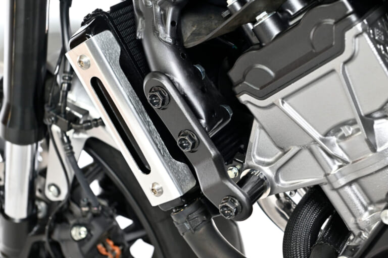 ホンダ|CB400スーパーフォア Eクラッチ コンセプト|【世界初公開】ホンダ新型「CB400スーパーフォア Eクラッチ “コンセプト”」大阪モーターサイクルショーで実車公開