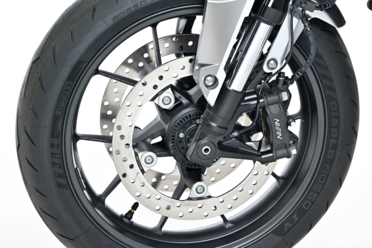 ホンダ｜CB400スーパーフォア Eクラッチ コンセプト｜【世界初公開】ホンダ新型「CB400スーパーフォア Eクラッチ “コンセプト”」大阪モーターサイクルショーで実車公開