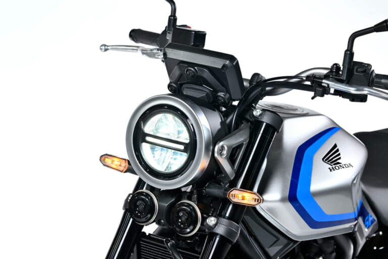 ホンダ｜CB400スーパーフォア Eクラッチ コンセプト｜【世界初公開】ホンダ新型「CB400スーパーフォア Eクラッチ “コンセプト”」大阪モーターサイクルショーで実車公開