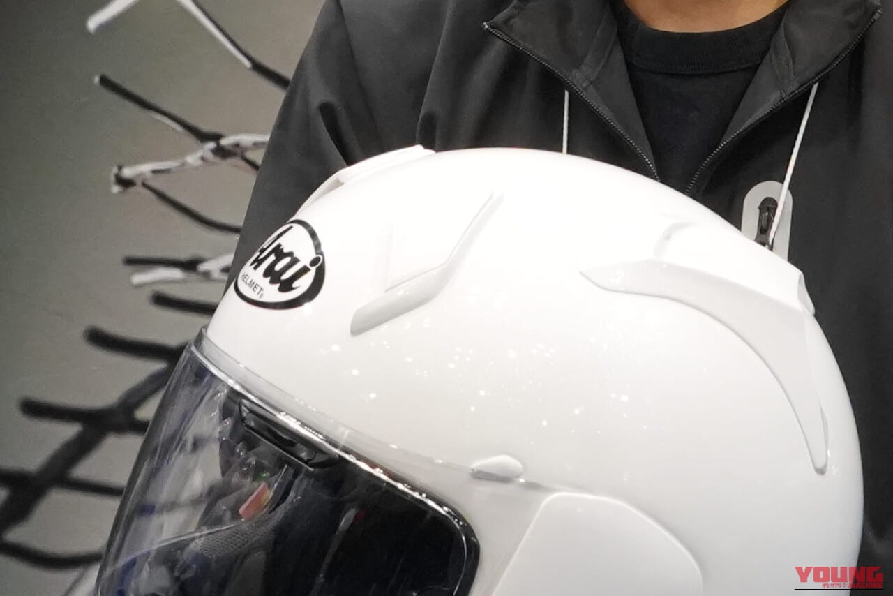 |アライ新製品「X-SNC」は、軽量さと進化した帽体構造が見どころ。ストリートを意識したハイエンドモデル【東京モーターサイクルショー2026】