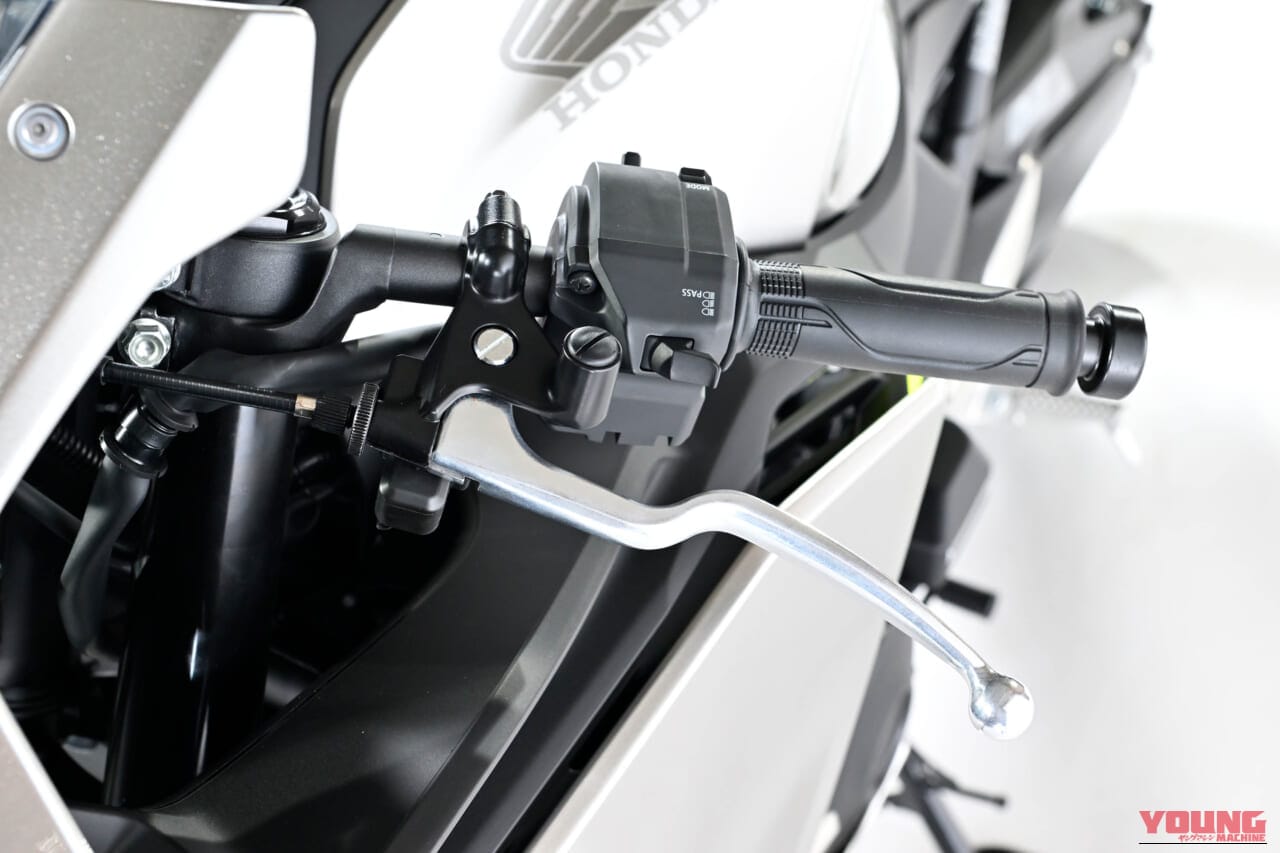 |ホンダの4気筒400ccフルカウルスポーツが30年ぶりに復活へ!! 新型「CBR400R FOUR」がコンセプトモデルとしてついに大阪MCショーでアンベール