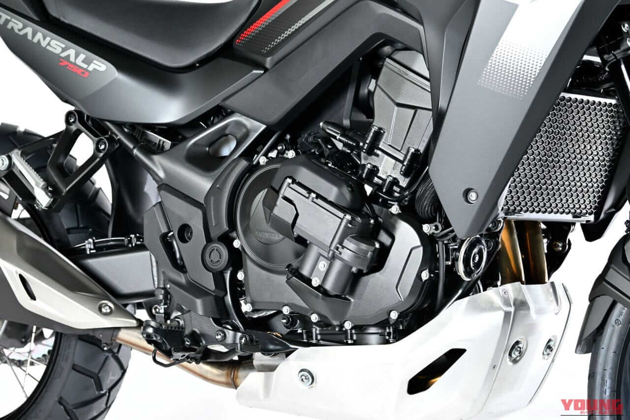 ホンダ｜XL750トランザルプ Eクラッチ｜2026年モデル｜Eクラッチ仕様が新登場！ 電スロと組み合わせてアドベンチャーがより快適に。ホンダ「XL750トランザルプ E-Clutch」4月23日発売