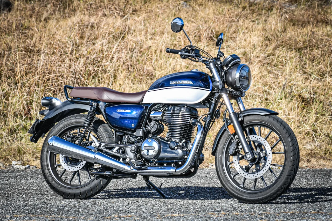 HONDA GB350｜【20馬力の衝撃】数値上の「速さ」を捨てたホンダの英断。GB350が4年以上もベストセラーであり続ける“本当の理由”