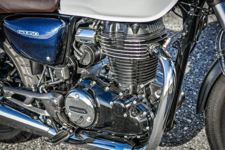 HONDA GB350｜【20馬力の衝撃】数値上の「速さ」を捨てたホンダの英断。GB350が4年以上もベストセラーであり続ける“本当の理由”