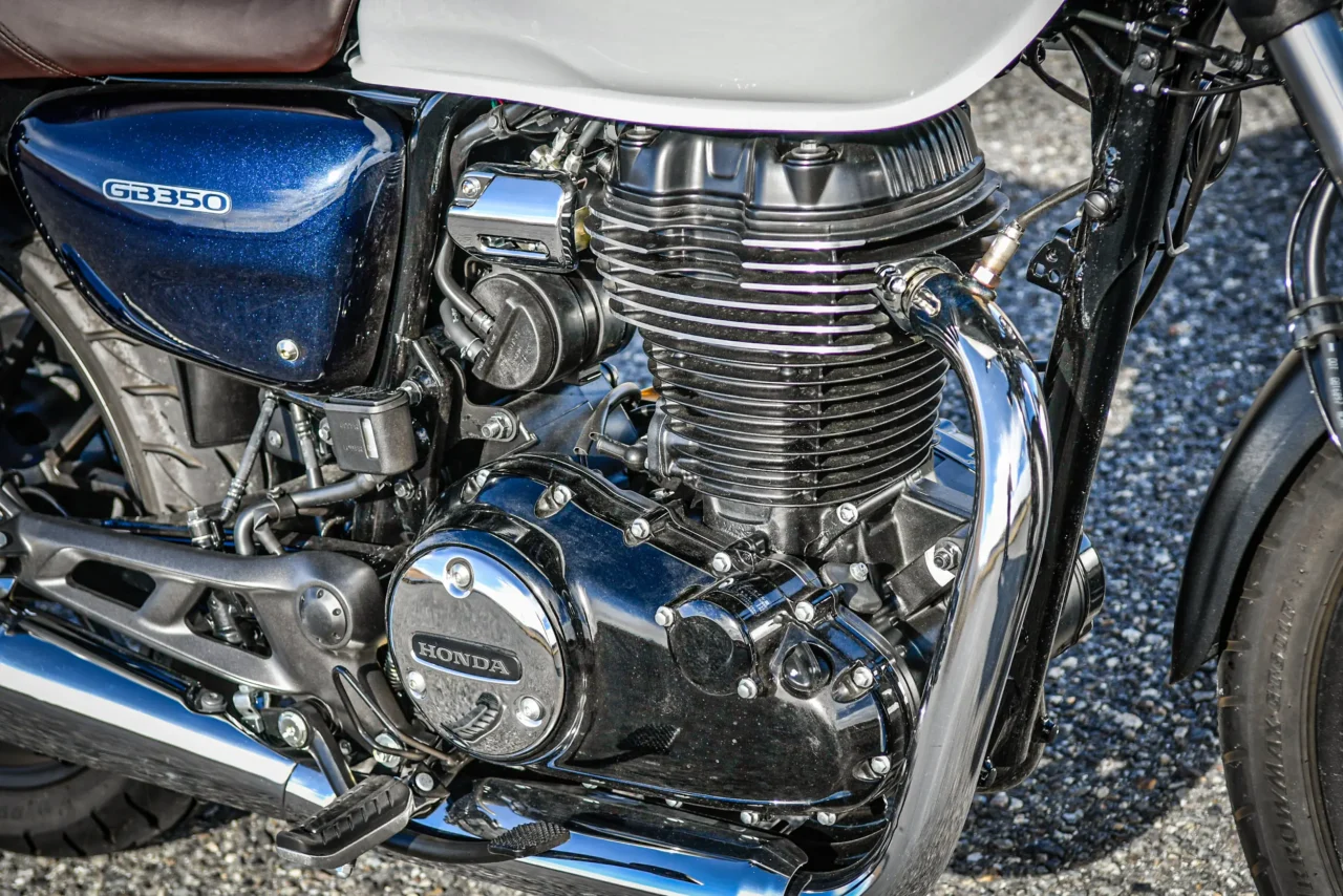HONDA GB350｜【20馬力の衝撃】数値上の「速さ」を捨てたホンダの英断。GB350が4年以上もベストセラーであり続ける“本当の理由”